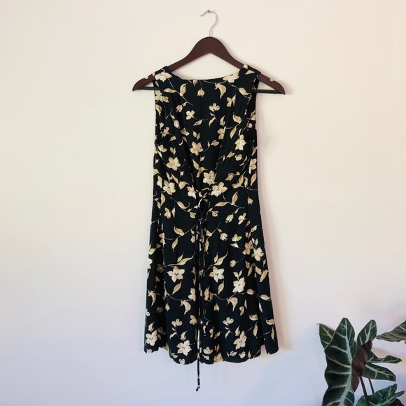 Vintage Boho Floral Button-Down Minidress - Picture 2 of 7